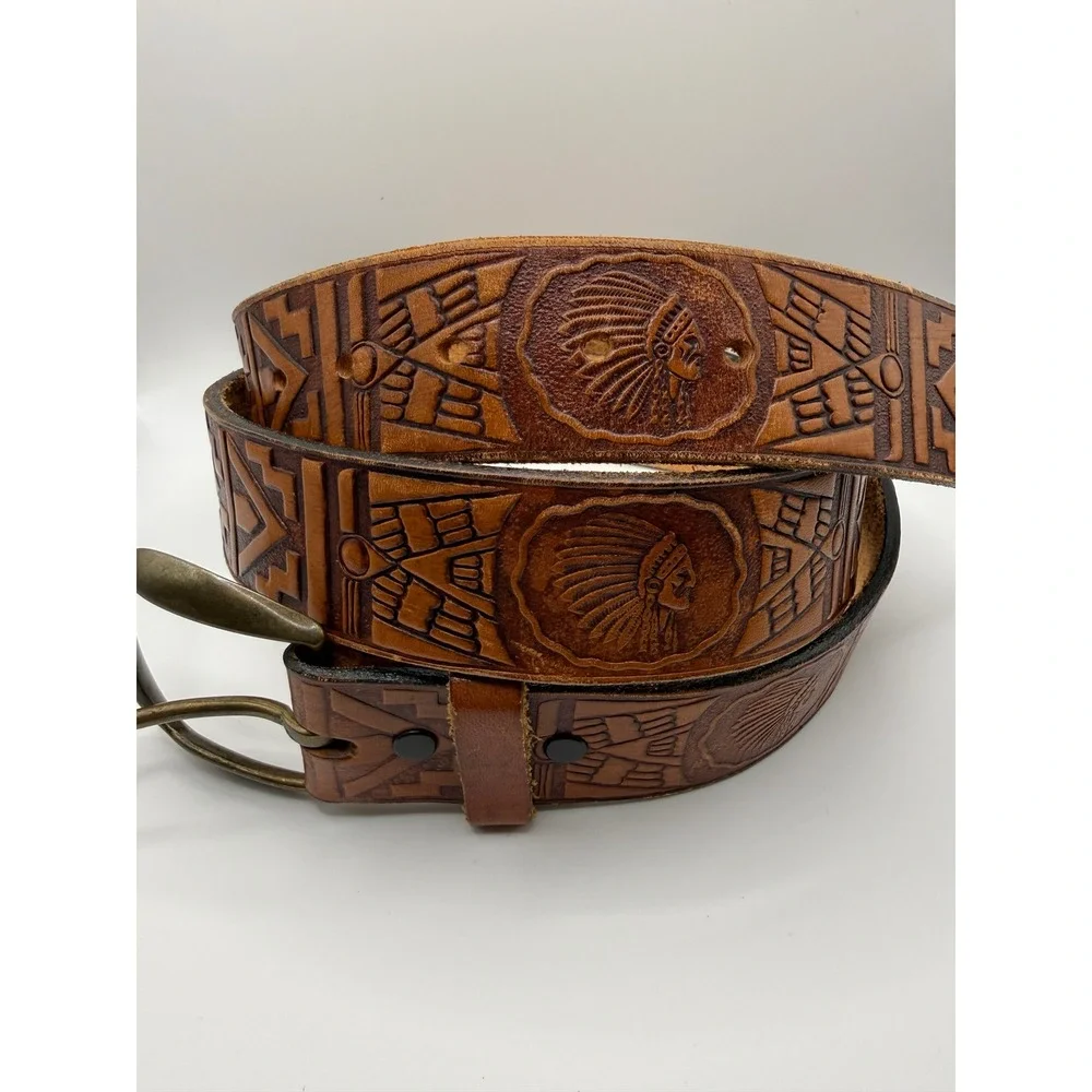 Vintage 70s Hand Tooled Leather Southwestern Pueblo Boho Belt